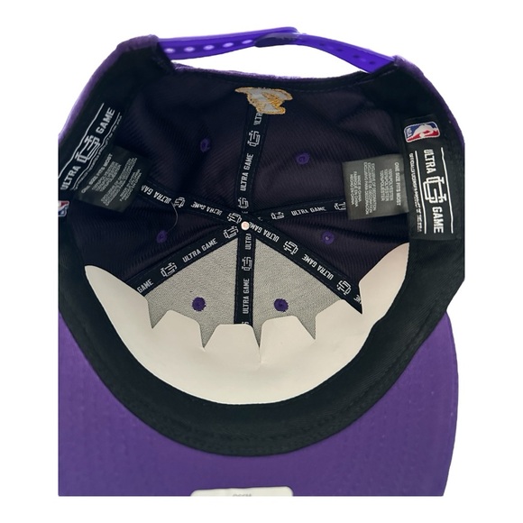NWT NBA Los Angeles Lakers Velvet Men’s Hat - Picture 4 of 5